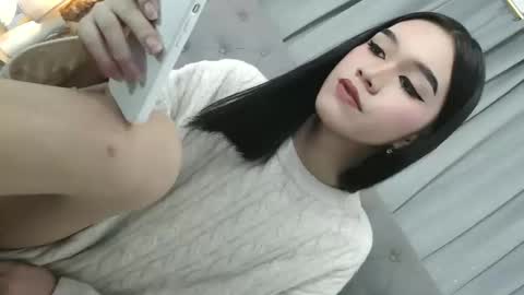Snapshot of sweet_tatiana28 chatting on 06/03/26, 01:25 sweet_tatiana28 online show from 06/03/26, 01:25