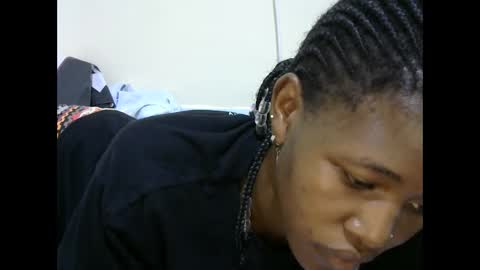 Snapshot of sweet_tattiana chatting on 01/12/25, 07:21 Tatty online show from 01/12/25, 07:21