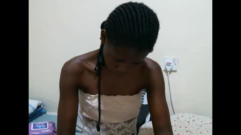 Snapshot of sweet_tattiana chatting on 01/30/25, 08:11 Tatty online show from 01/30/25, 08:11