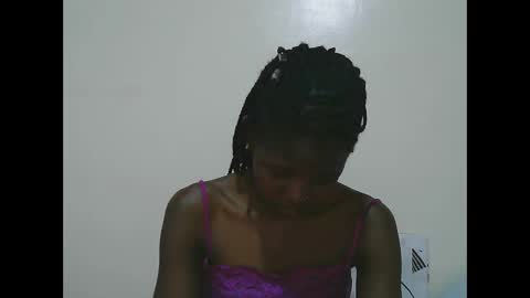 Snapshot of sweet_tattiana chatting on 02/15/25, 06:12 Tatty online show from 02/15/25, 06:12