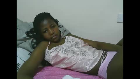 Snapshot of sweet_tattiana chatting on 02/20/25, 02:07 Tatty online show from 02/20/25, 02:07