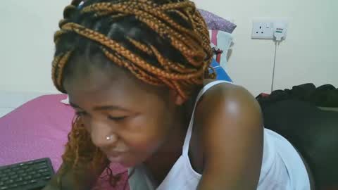 Snapshot of sweet_tattiana chatting on 03/11/25, 01:05 Tatty online show from 03/11/25, 01:05