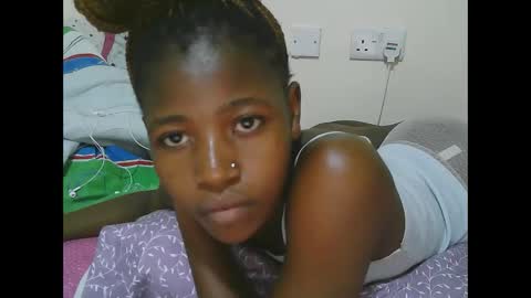 Snapshot of sweet_tattiana chatting on 03/12/25, 01:25 Tatty online show from 03/12/25, 01:25