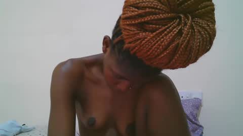 Snapshot of sweet_tattiana chatting on 03/12/25, 10:16 Tatty online show from 03/12/25, 10:16