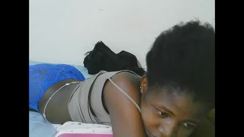 Snapshot of sweet_tattiana chatting on 09/17/25, 07:04 Tatty online show from 09/17/25, 07:04
