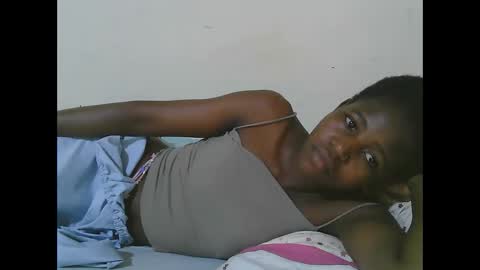 Snapshot of sweet_tattiana chatting on 09/18/25, 07:10 Tatty online show from 09/18/25, 07:10