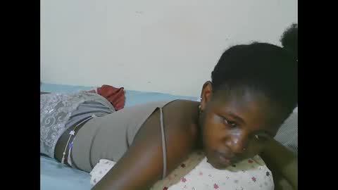 Snapshot of sweet_tattiana chatting on 09/19/25, 12:02 Tatty online show from 09/19/25, 12:02