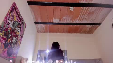 Snapshot of sweet_tiiina chatting on 07/17/26, 07:41 online show from 07/17/26, 07:41