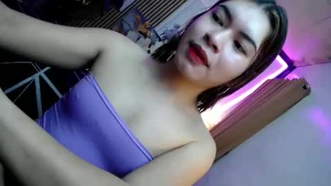 Snapshot of sweet_trexie chatting on 12/22/25, 04:53 sweet_trexie online show from 12/22/25, 04:53