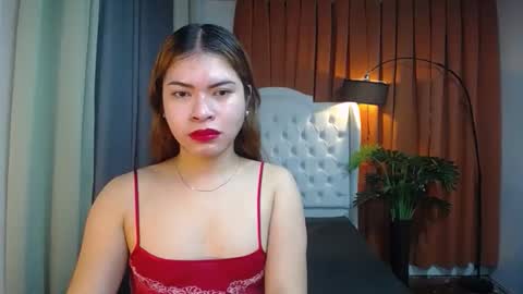 Snapshot of sweet_trexie chatting on 01/19/26, 02:04 sweet_trexie online show from 01/19/26, 02:04