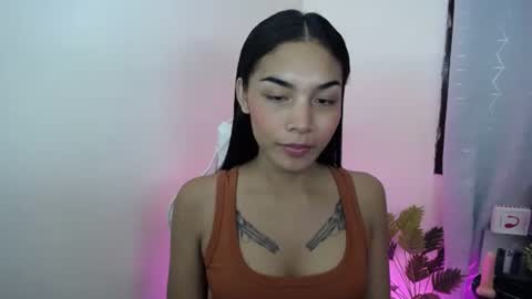 Snapshot of sweet_trishaxx chatting on 11/10/25, 12:37 Trisha online show from 11/10/25, 12:37