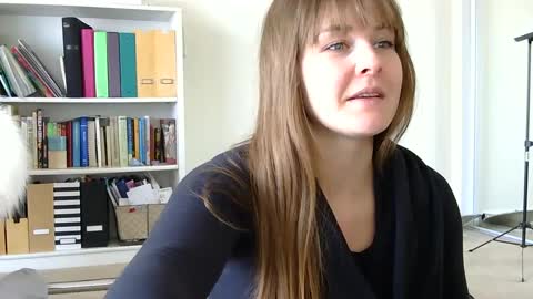 Heidi Brenner - Please check bio for schedule  FAQ online show from 01/22/25, 07:56
