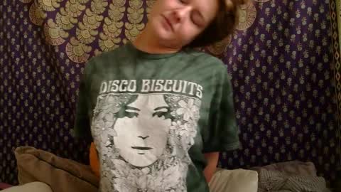 Snapshot of sweet_truffle chatting on 11/03/25, 01:34 Heidi Brenner - Please check bio for schedule FAQ online show from 11/03/25, 01:34