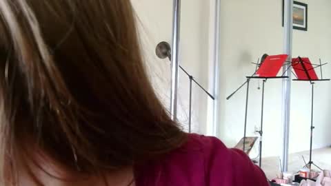 Snapshot of sweet_truffle chatting on 11/08/25, 05:12 Heidi Brenner - Please check bio for schedule FAQ online show from 11/08/25, 05:12