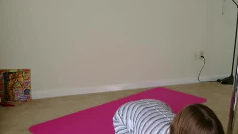 Snapshot of sweet_truffle chatting on 11/13/25, 02:27 Heidi Brenner - Please check bio for schedule FAQ online show from 11/13/25, 02:27