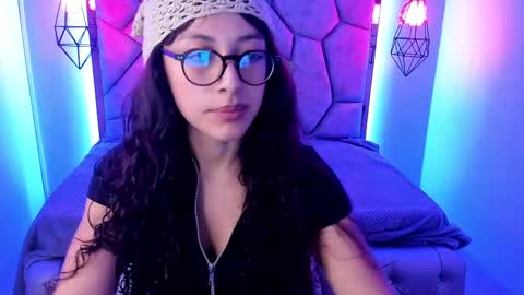 sweet_venus4 online show from 12/13/24, 06:59