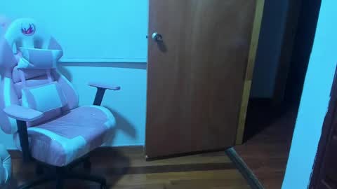 sweet_venus4 online show from 12/25/24, 12:05