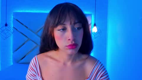 sweet_venus4 online show from 02/15/25, 12:01