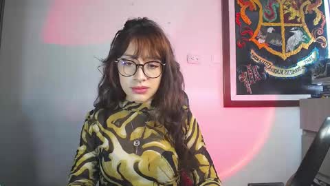 Snapshot of sweet_venus4 chatting on 09/30/25, 03:06 sweet_venus4 online show from 09/30/25, 03:06