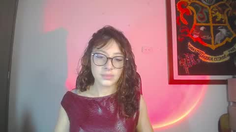 sweet_venus4 online show from 01/18/26, 09:24