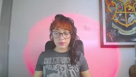 sweet_venus4 online show from 02/04/26, 06:03
