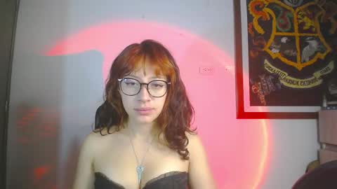 sweet_venus4 online show from 02/06/26, 09:45