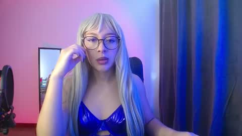 sweet_venus4 online show from 03/19/26, 03:38