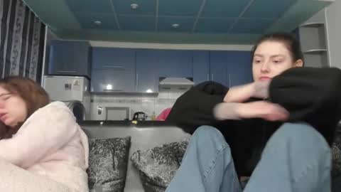 sweet_violetti online show from 02/19/25, 02:44