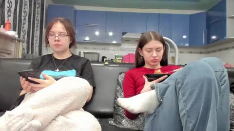 sweet_violetti online show from 02/22/25, 03:14
