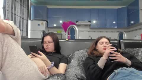 sweet_violetti online show from 03/05/25, 01:39