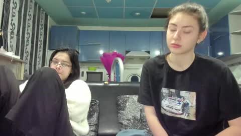 sweet_violetti online show from 03/06/25, 05:00