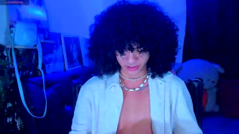 Steven independent model online show from 02/26/25, 05:42