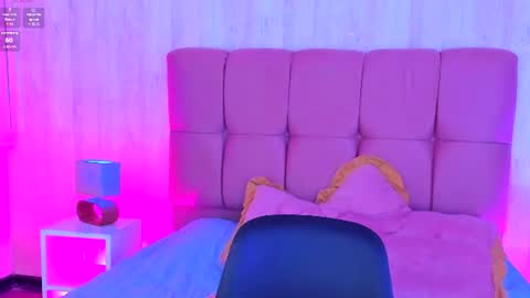 Snapshot of sweet_wolff_ chatting on 06/11/26, 01:53 sweet wolf online show from 06/11/26, 01:53