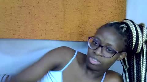Snapshot of sweet_zarah chatting on 02/12/26, 02:34 sweet_zarah online show from 02/12/26, 02:34