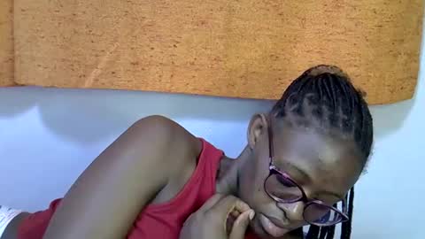 Snapshot of sweet_zarah chatting on 03/16/26, 09:24 sweet_zarah online show from 03/16/26, 09:24