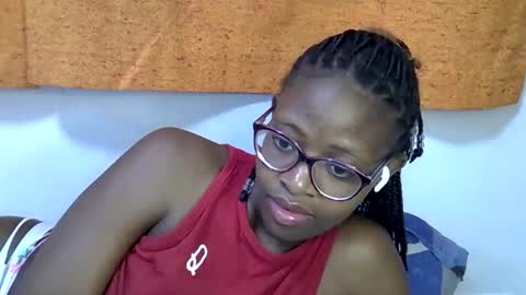 Snapshot of sweet_zarah chatting on 03/17/26, 04:43 sweet_zarah online show from 03/17/26, 04:43