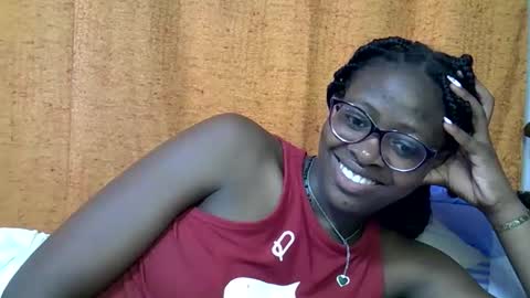 Snapshot of sweet_zarah chatting on 04/10/26, 08:19 sweet_zarah online show from 04/10/26, 08:19