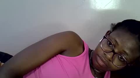Snapshot of sweet_zarah chatting on 04/28/26, 04:12 sweet_zarah online show from 04/28/26, 04:12