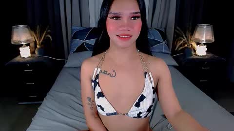 Snapshot of sweet_zoey12 chatting on 09/21/25, 08:16 bea takashi  online show from 09/21/25, 08:16
