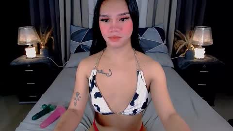 Snapshot of sweet_zoey12 chatting on 09/29/25, 08:52 bea takashi  online show from 09/29/25, 08:52