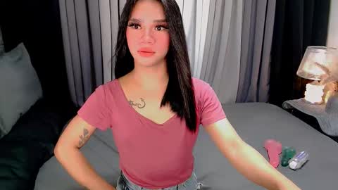 bea takashi  online show from 11/16/25, 09:15