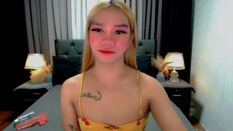 bea takashi  online show from 04/29/26, 09:46
