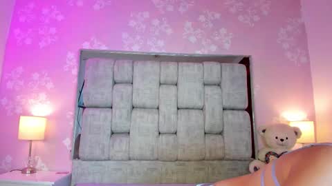 Snapshot of sweetalana1 chatting on 02/25/26, 02:32 SweetAlana online show from 02/25/26, 02:32