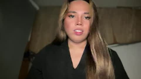 Snapshot of sweetalexa19 chatting on 10/23/25, 02:05 alexa your one and only queen online show from 10/23/25, 02:05