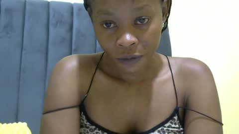 LIANAH online show from 06/18/26, 09:47
