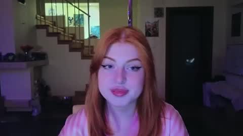 Snapshot of sweetangel_striptease chatting on 03/05/25, 06:45 SweetAngel Striptease online show from 03/05/25, 06:45