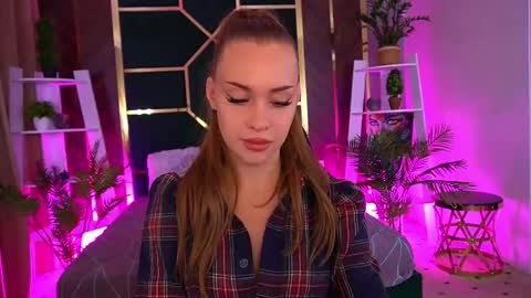 SweetAngellic online show from 09/21/25, 12:40