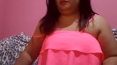 Snapshot of sweetapple808216 chatting on 12/29/24, 02:38 sweetapple808216 online show from 12/29/24, 02:38