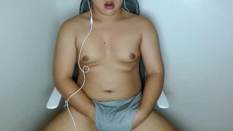 Snapshot of sweetasiangay chatting on 11/24/25, 08:41 sweetasiangay online show from 11/24/25, 08:41