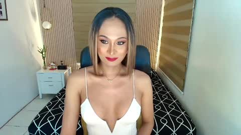 Snapshot of sweetasianlovemarie chatting on 05/15/26, 02:24 BEA sweetgirl online show from 05/15/26, 02:24